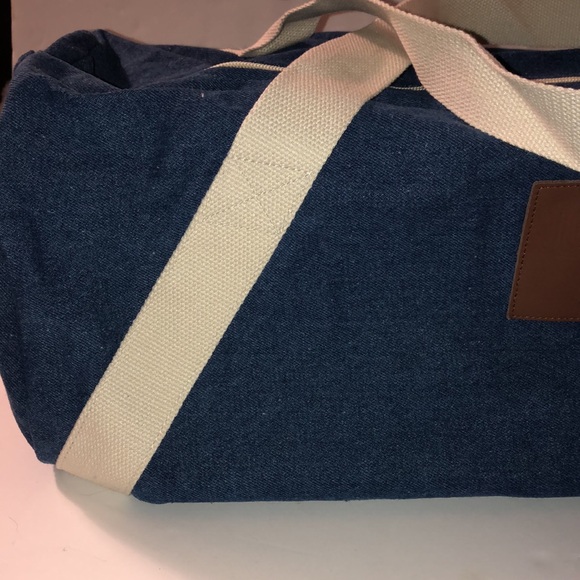 NWT- LuLaRoe Indigo denim large duffel bag - Picture 7 of 7